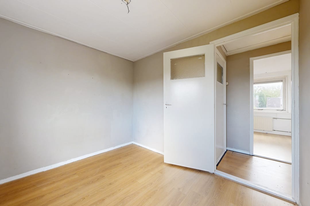 Photo 32 of Valenciennesstraat 40