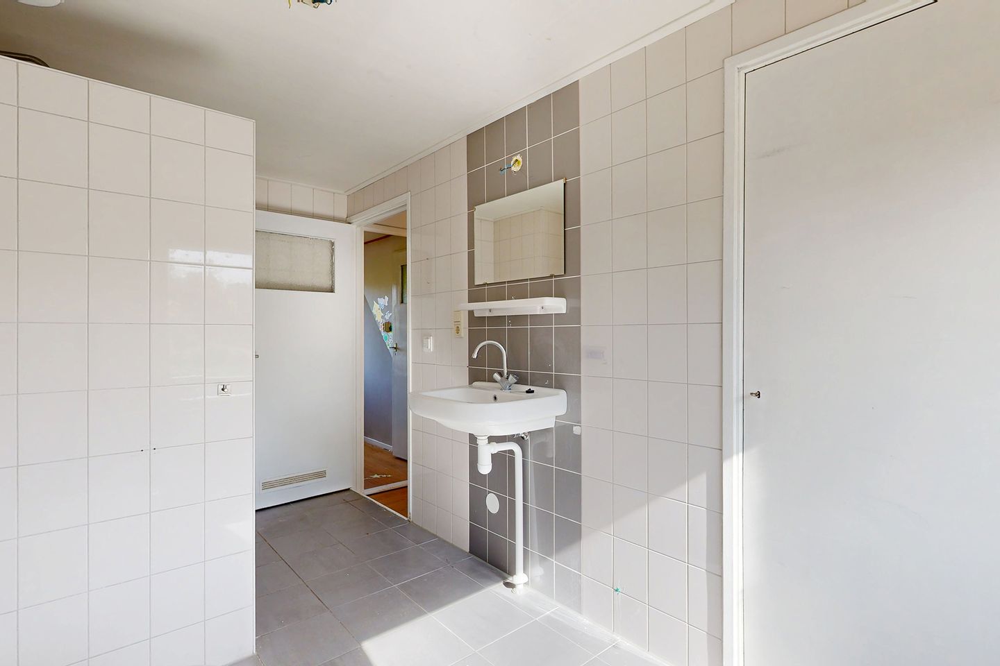 Photo 35 of Valenciennesstraat 40