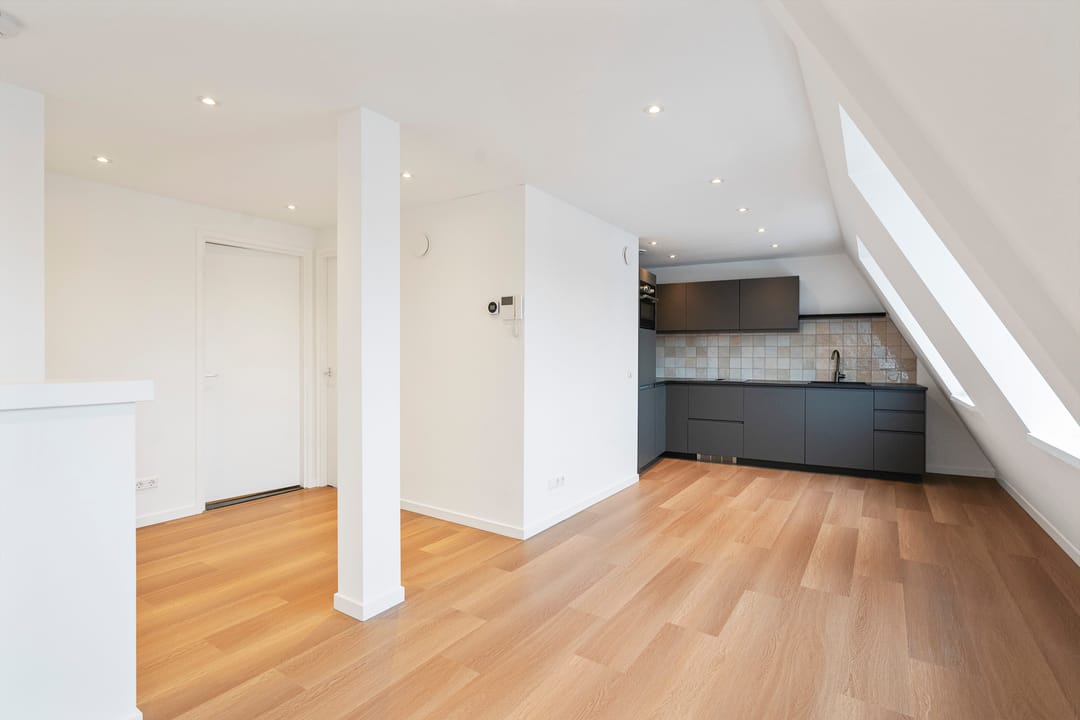 Foto 7 van Haltestraat 27-B