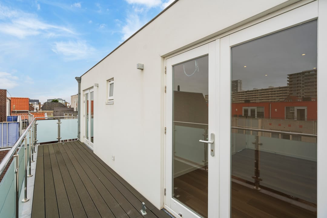 Foto 16 van Haltestraat 27-B