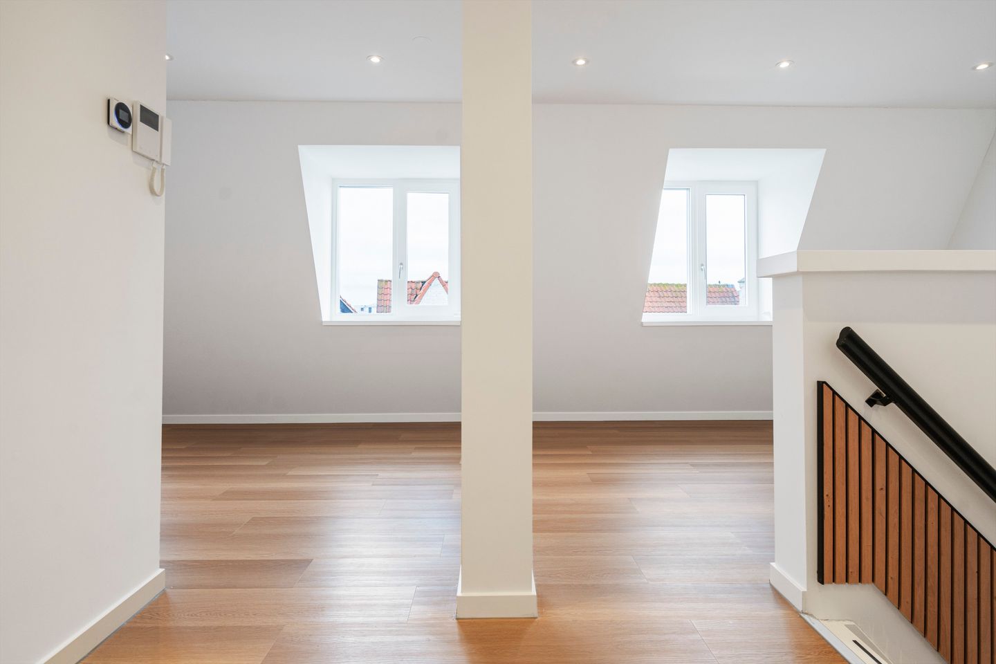 Foto 25 van Haltestraat 27-B