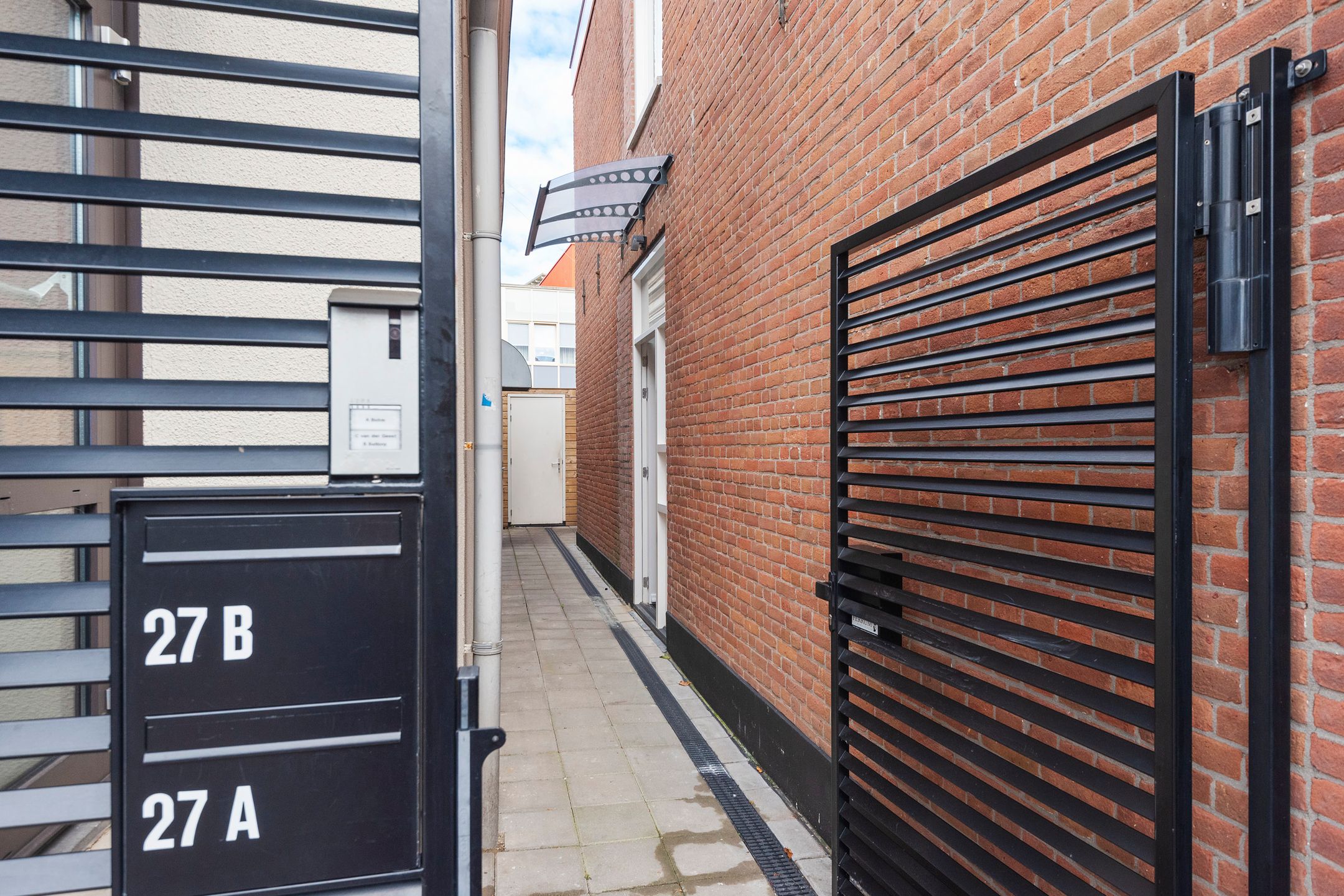 Foto 33 van Haltestraat 27-B