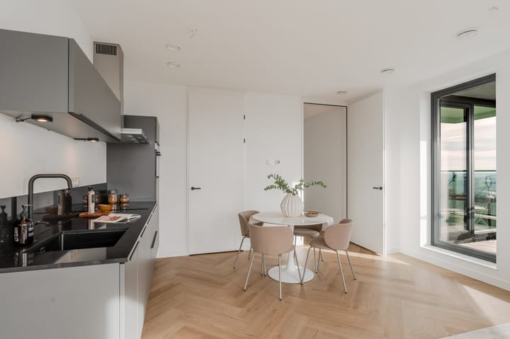 Photo 20 of Niemeyerstraat 253