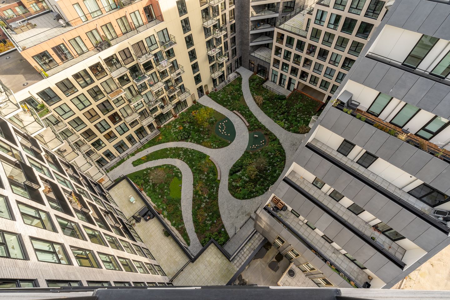 Foto 40 van Niemeyerstraat 253