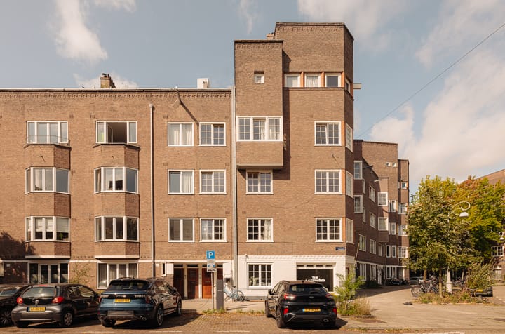 Photo 2 of Waalstraat 30-1