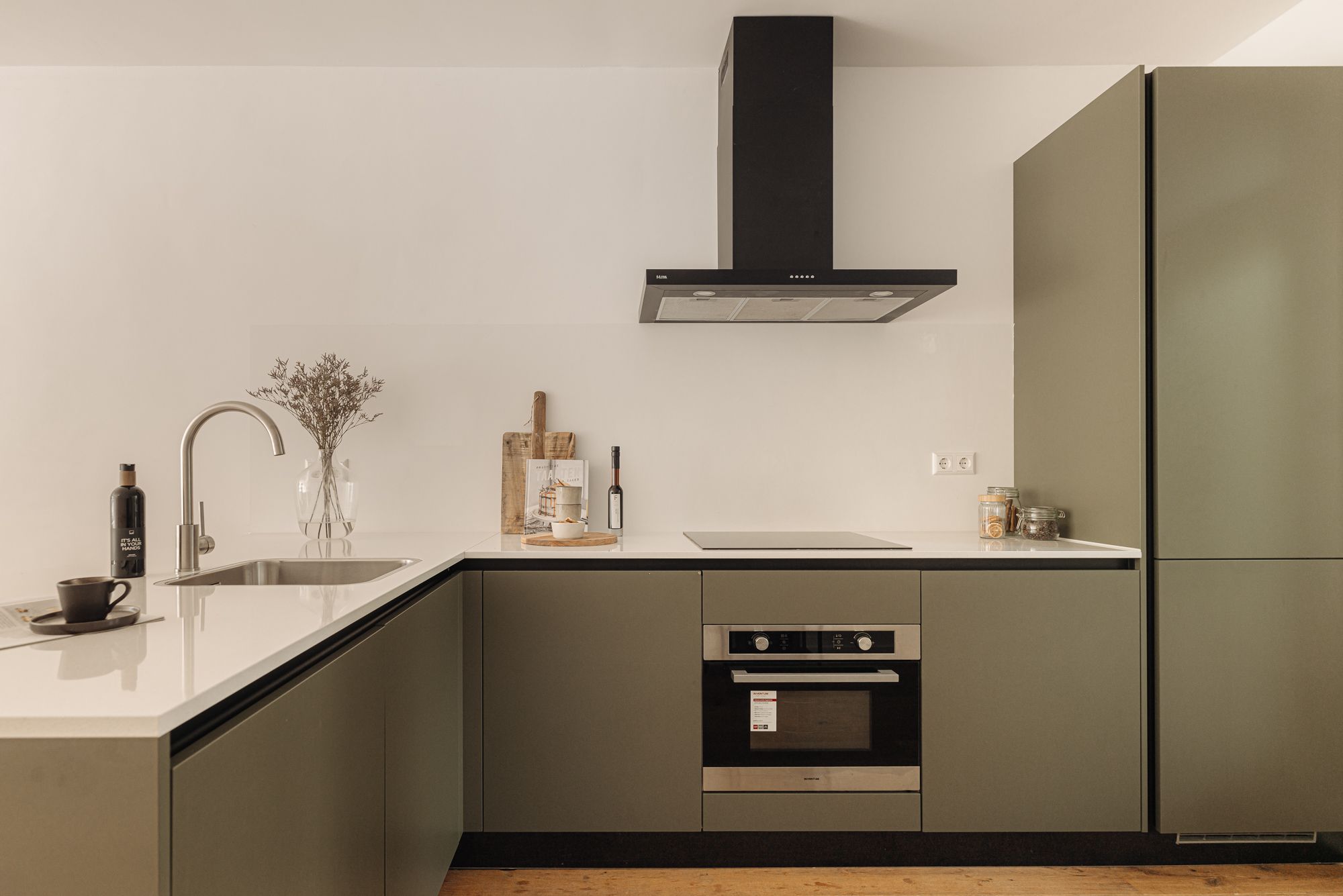 Photo 6 of Waalstraat 30-1