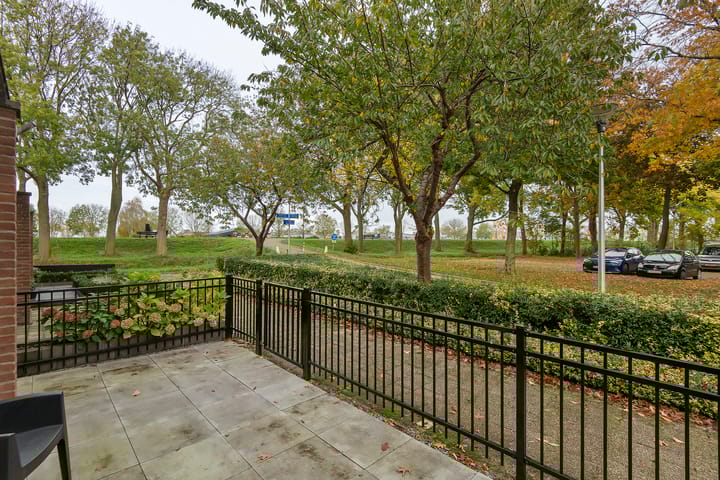 Photo 5 of Burgemeester Schefferstraat 2