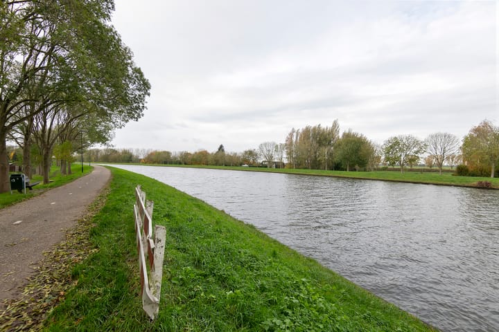 Photo 8 of Burgemeester Schefferstraat 2