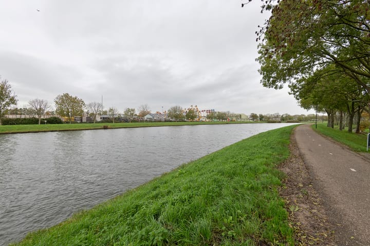 Photo 9 of Burgemeester Schefferstraat 2