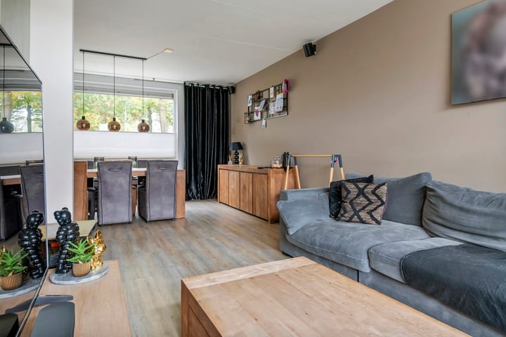 Photo 19 of Burgemeester Schefferstraat 2