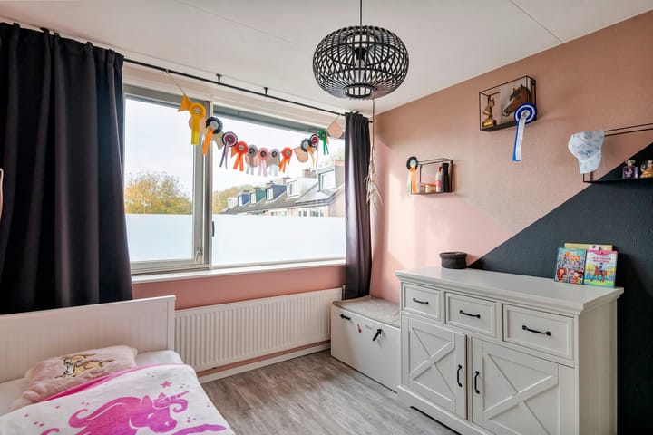 Photo 25 of Burgemeester Schefferstraat 2