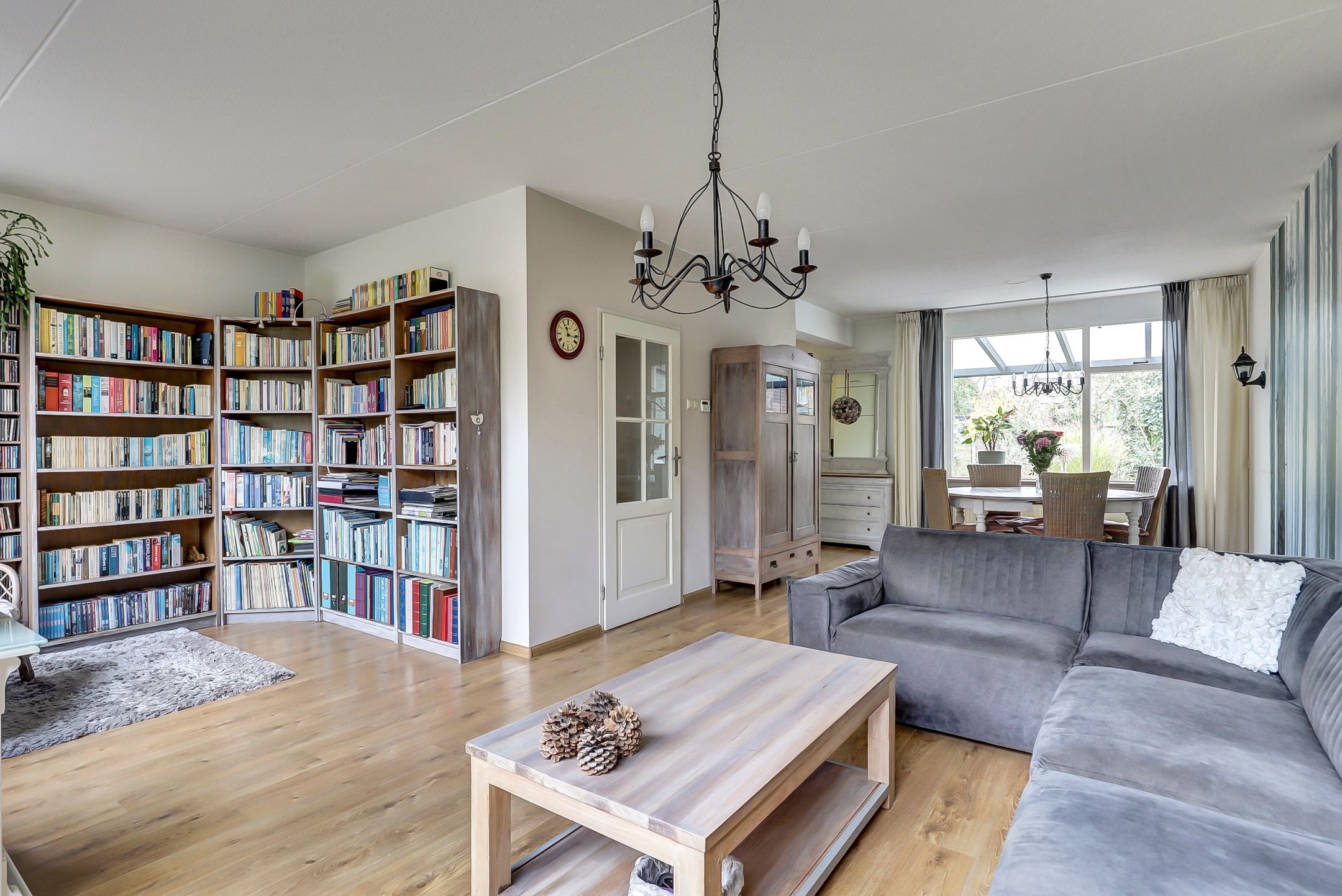 Foto 9 van Meidoornlaan 22