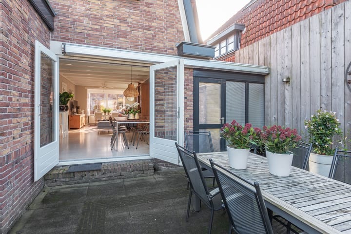 Photo 6 of Hadleystraat 13