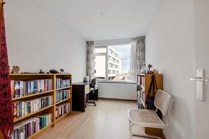 Photo 14 of Palet 18