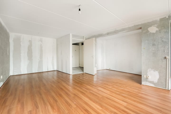 Photo 2 of Johannes Vermeerstraat 132