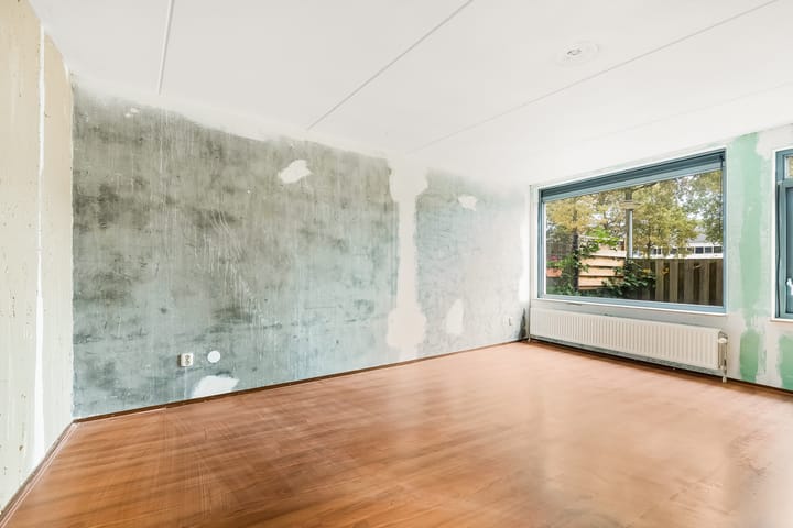 Photo 7 of Johannes Vermeerstraat 132