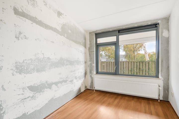 Photo 10 of Johannes Vermeerstraat 132