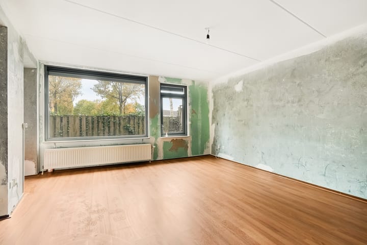 Photo 12 of Johannes Vermeerstraat 132