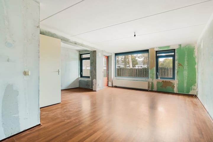 Photo 16 of Johannes Vermeerstraat 132