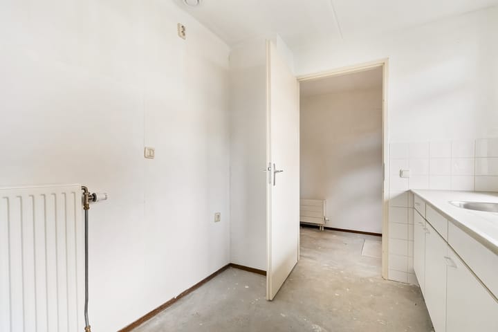 Photo 20 of Johannes Vermeerstraat 132