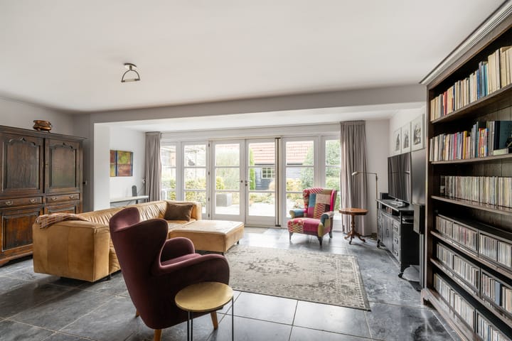 Photo 2 of Voorstraat 6