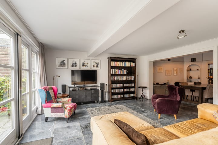 Foto 12 van Voorstraat 6