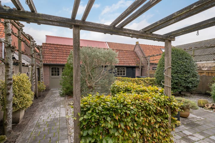 Foto 49 van Voorstraat 6