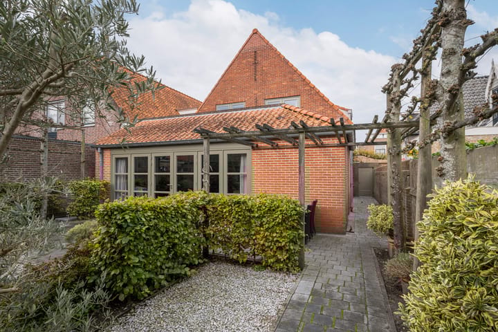 Foto 51 van Voorstraat 6