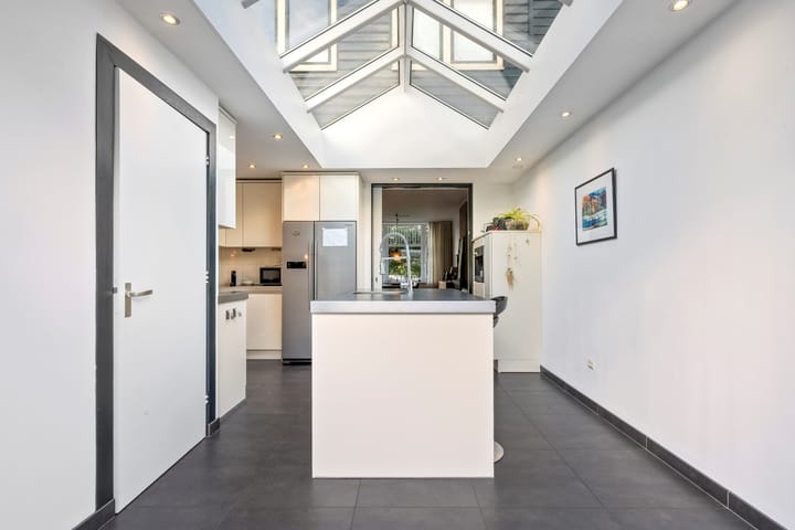 Photo 19 of Ambonstraat 78