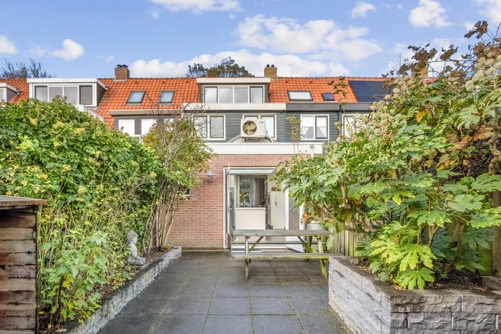 Photo 23 of Ambonstraat 78