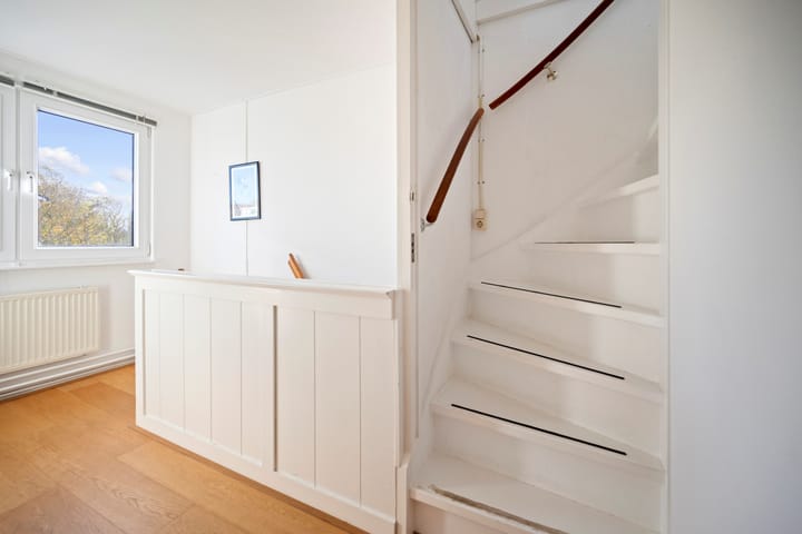 Photo 35 of Ambonstraat 78