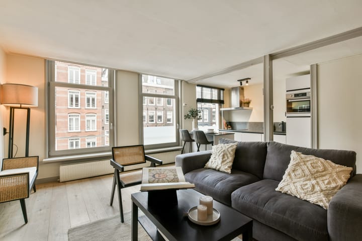 Foto 2 van Albert Cuypstraat 166-C