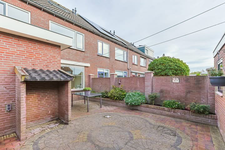 Foto 38 van Lijsterstraat 4