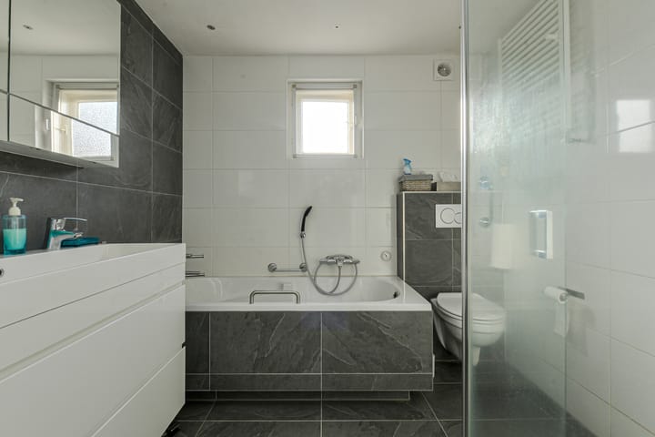 Foto 4 van Brabantstraat 1