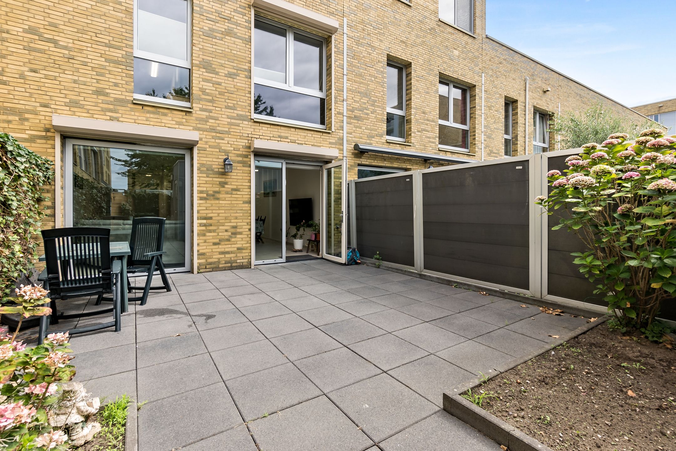 Photo 18 of Onyxstraat 12