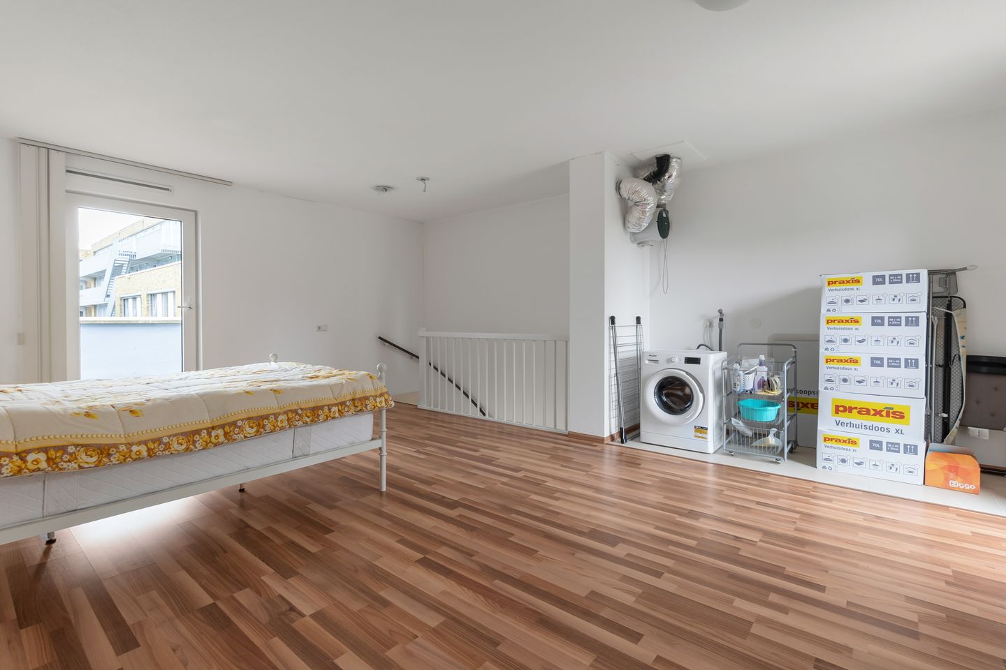 Photo 49 of Onyxstraat 12