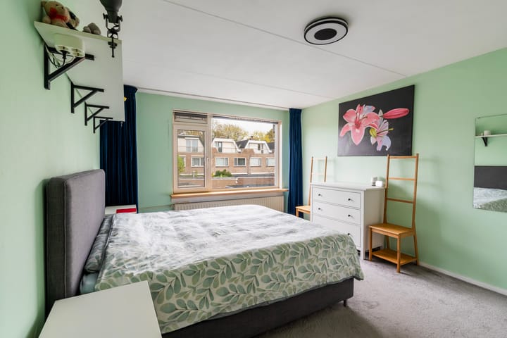 Photo 19 of Willem Alexanderstraat 7