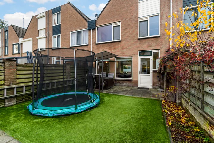 Photo 30 of Willem Alexanderstraat 7