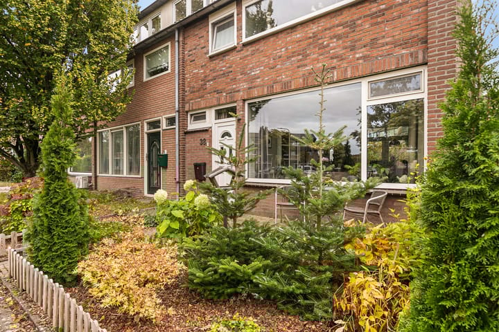 Photo 3 of Mezenlaan 38