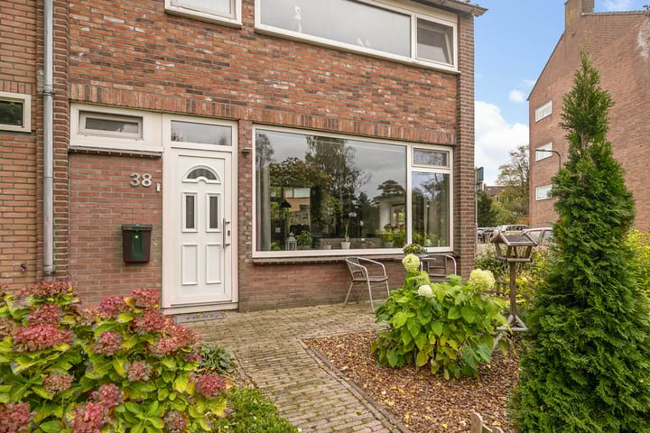 Photo 4 of Mezenlaan 38