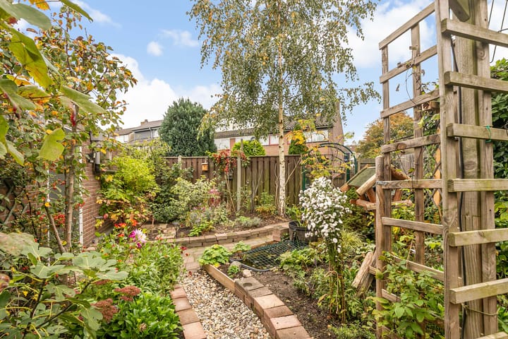 Foto 16 van Mezenlaan 38