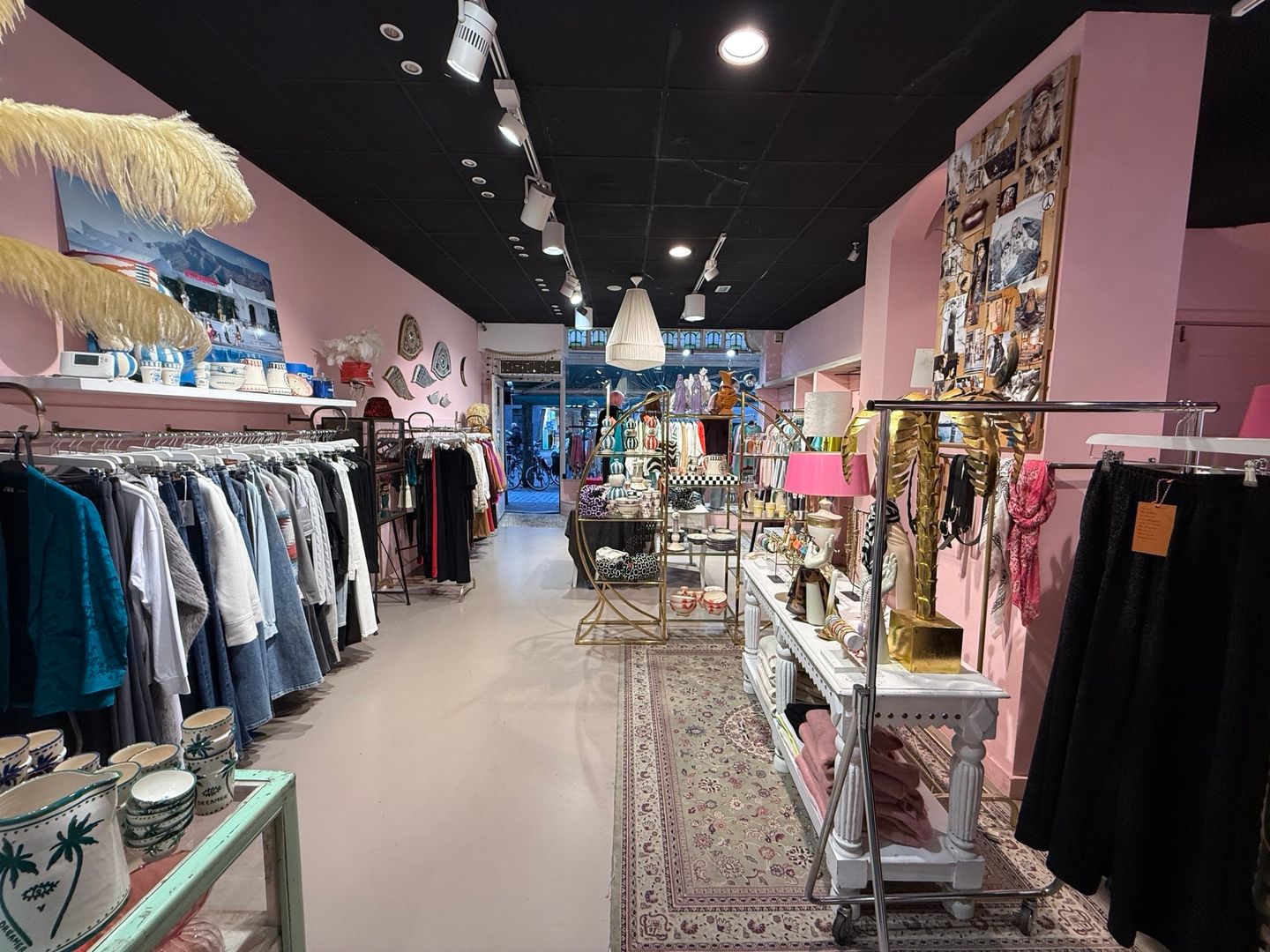 View photo 2 of Frederik Hendriklaan 265