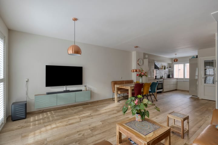 Foto 4 van Roerstraat 106