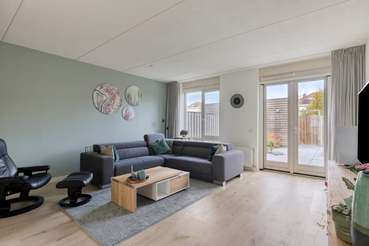 Photo 11 of Remus 140