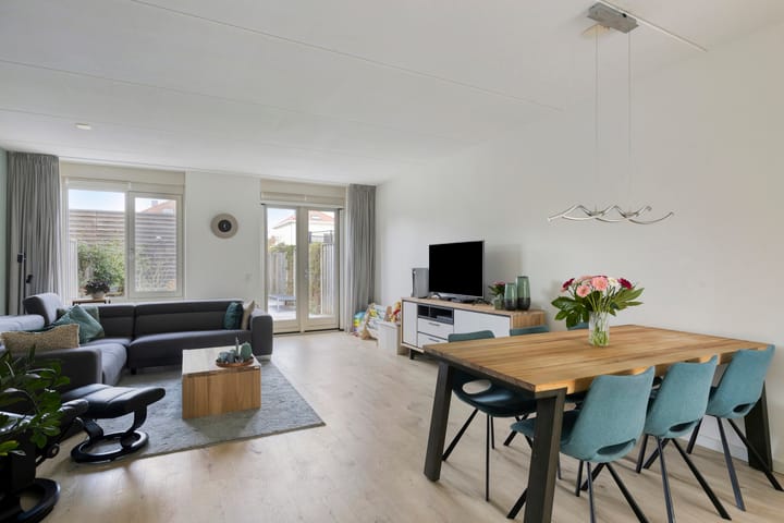 Photo 10 of Remus 140