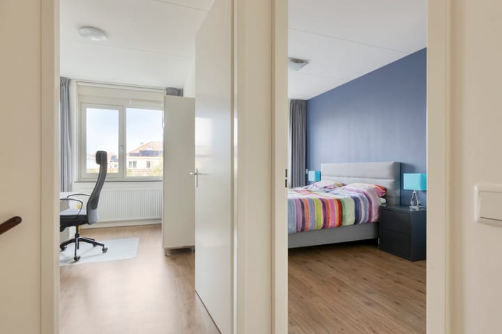 Photo 19 of Remus 140