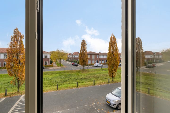 Photo 29 of Remus 140