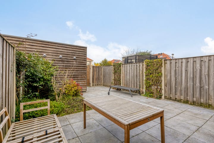 Photo 36 of Remus 140