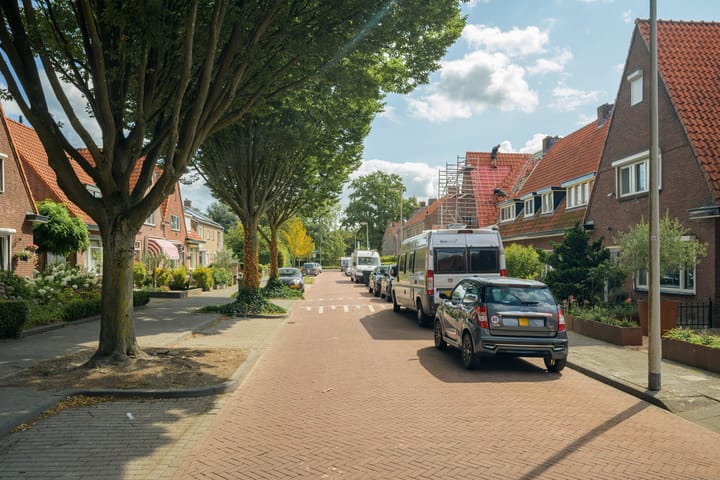 Photo 49 of Canadalaan 36