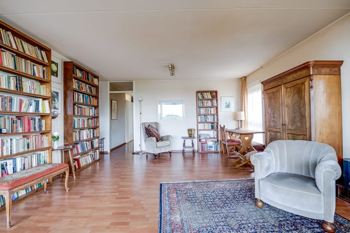 Photo 11 of Adriaan van Bergenstraat 62